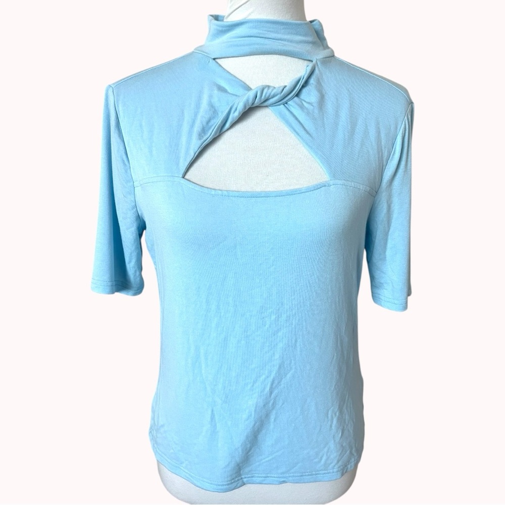Walter Baker Shelby Cut Out Short Sleeve Top in Light Blue  Womens Medium - Picture 3 of 7